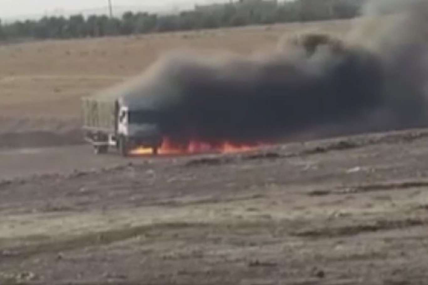 Cerablus'ta bomba yüklü kamyon imha edildi Cerablus'ta bomba yüklü kamyon imha edildi